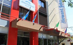 Howard Johnson By Wyndham San Pedro